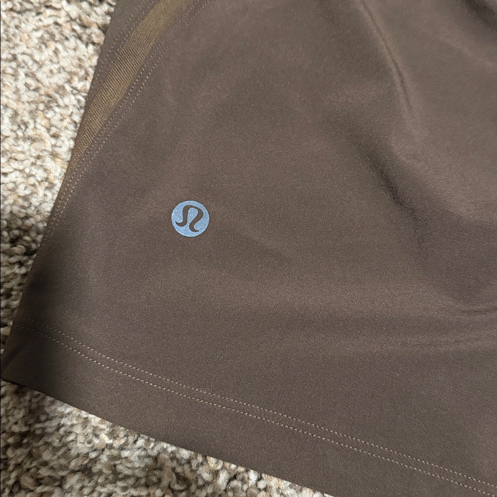 Lululemon Short 5” *Linerless - Picture 5 of 6